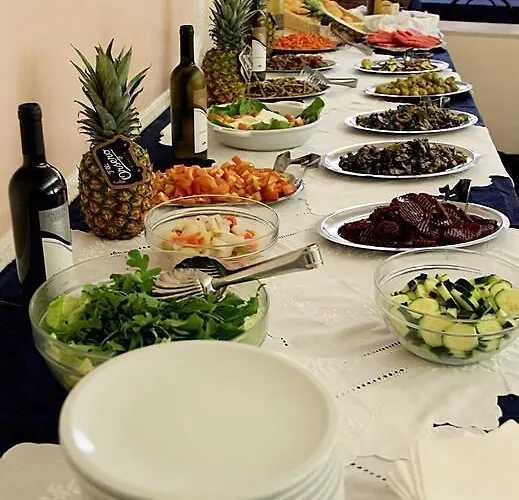 Ξενοδοχείο Cirene 3*