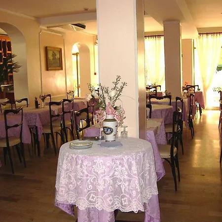 Cirene Hotel