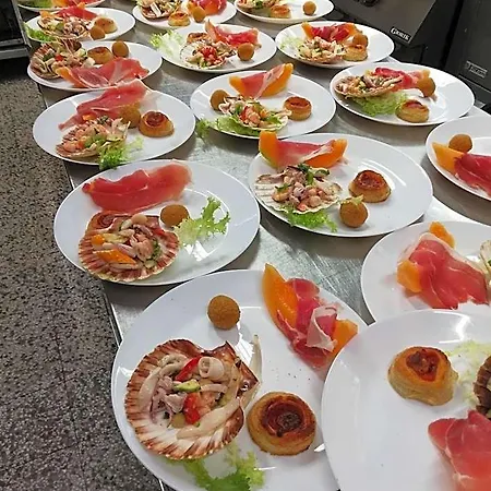 Cirene 酒店 里米尼